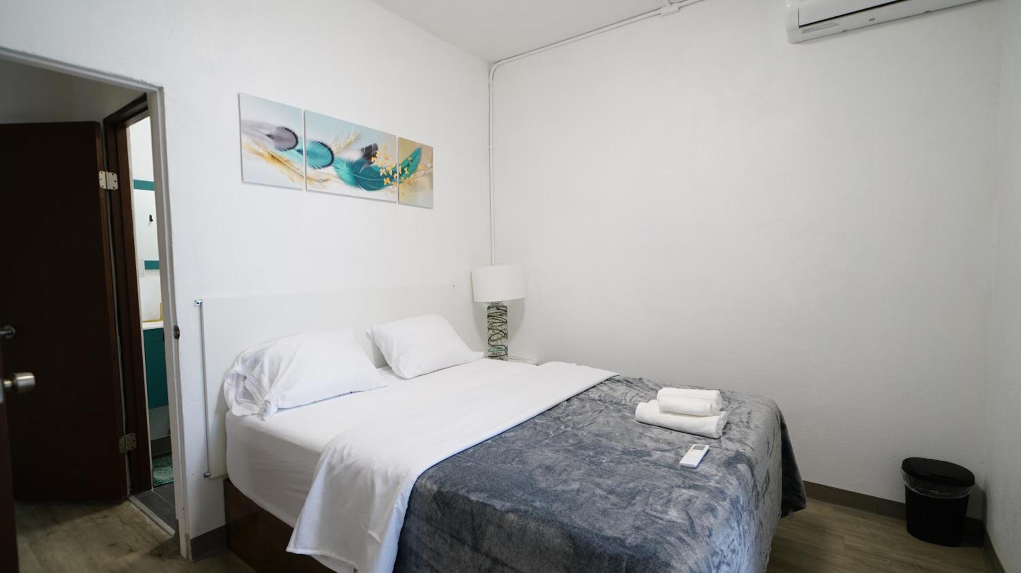 Caribbean Stars San Juan Airport Aparthotel Carolina Exteriör bild