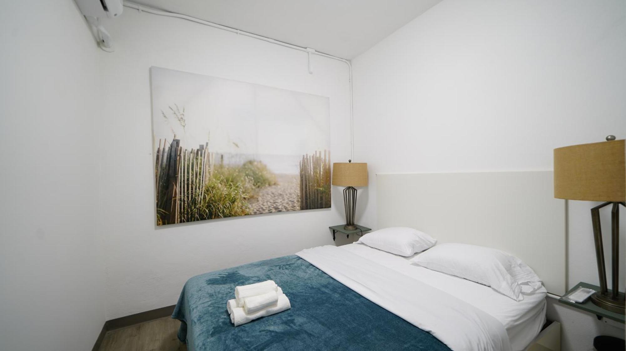 Caribbean Stars San Juan Airport Aparthotel Carolina Exteriör bild