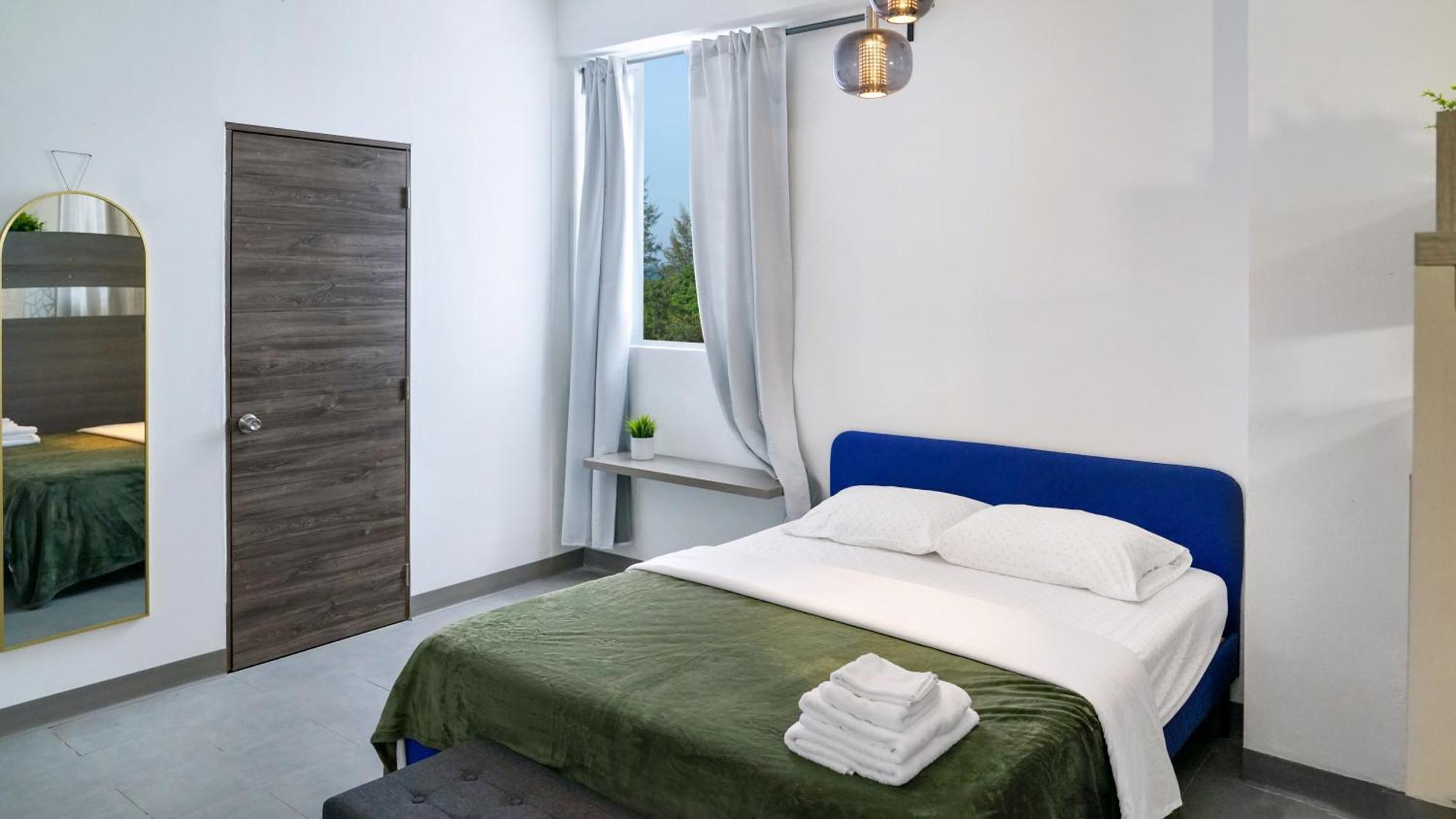 Caribbean Stars San Juan Airport Aparthotel Carolina Exteriör bild